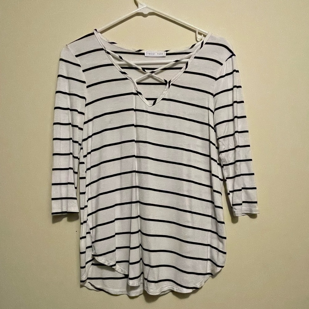 LAST DAY TO BUY!  Emory Park Top, 3/4 sleeve, cross neck, Size S